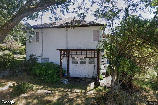 Street view of 350 Foul Bay Rd, Victoria