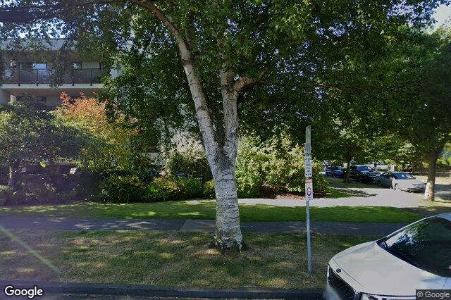 Street view of 401 – 1151 Oscar St, Victoria