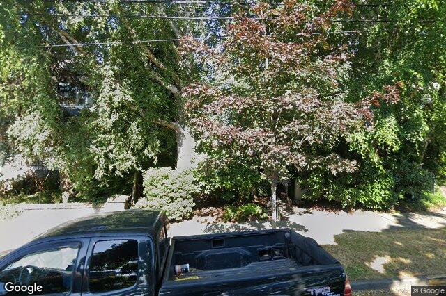 Street view of 403 – 420 Linden Ave, Victoria