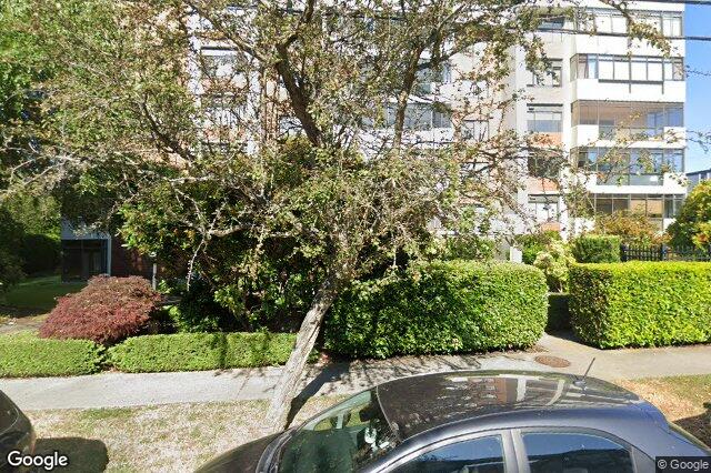 Street view of 405 – 420 Linden Ave, Victoria