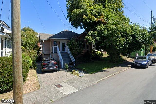 Street view of 435 Richmond Ave, Victoria