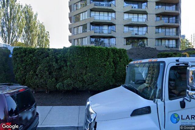 Street view of 401 – 620 Toronto St, Victoria