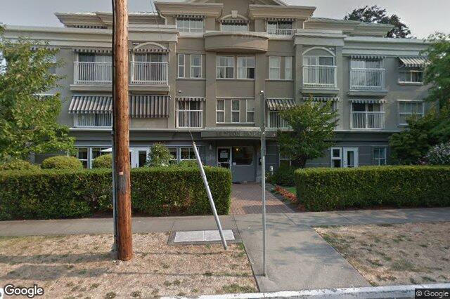 Street view of 206 – 1070 Southgate St, Victoria