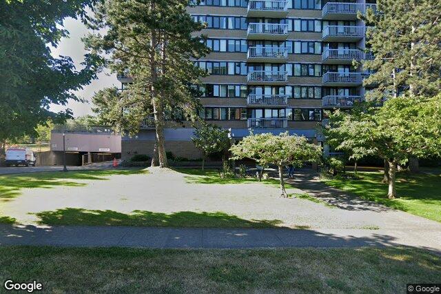 Street view of 202 – 647 Michigan St, Victoria