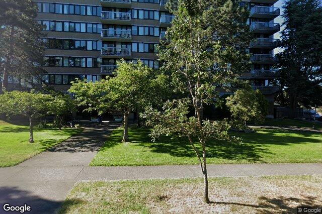 Street view of 1407 – 647 Michigan St, Victoria