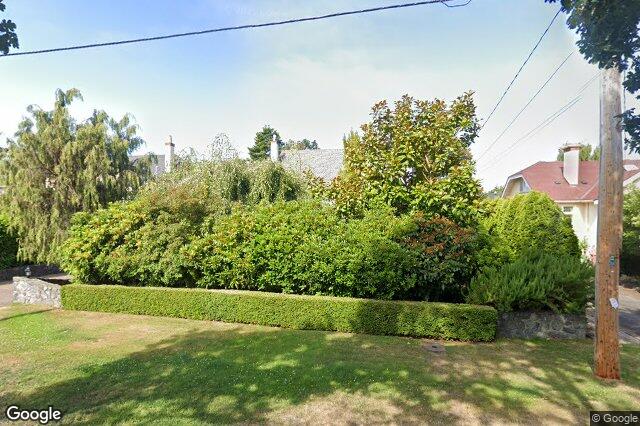 Street view of 750 Island Rd, Oak Bay