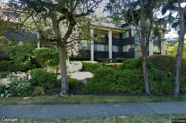 Street view of 306 – 1120 Fairfield Rd, Victoria