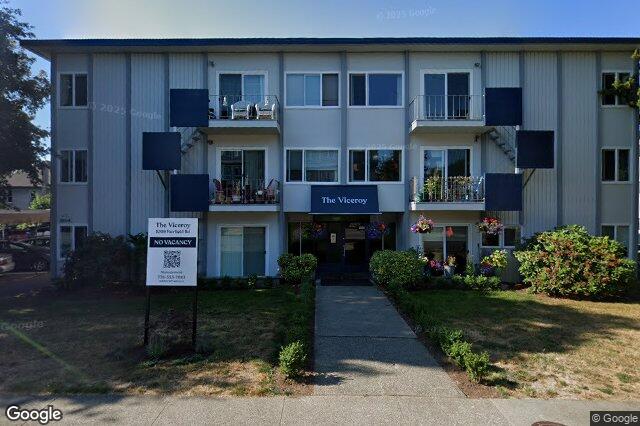 Street view of 1009 Fairfield Rd, Victoria