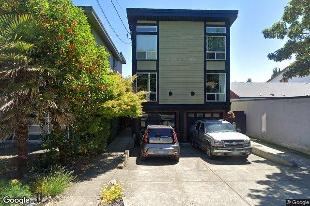 Street view of 117 St. Lawrence St, Victoria