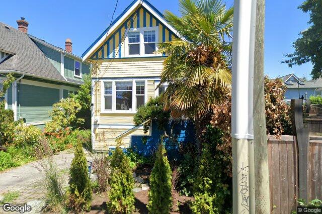 Street view of 146 Simcoe St, Victoria