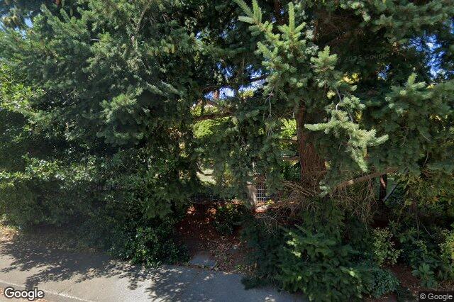 Street view of 1554 Montgomery Ave, Victoria