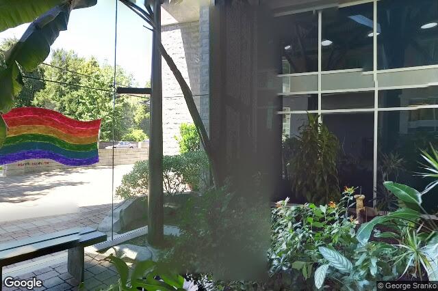 Street view of 810 Humboldt St, Victoria