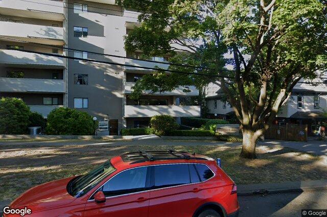 Street view of 805 – 819 Burdett Ave, Victoria