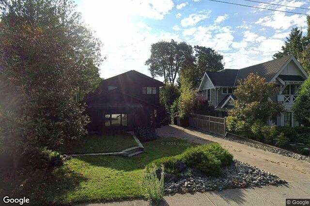 Street view of 1217 Hewlett Pl, Oak Bay