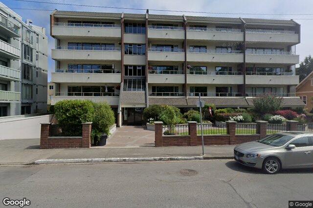Street view of 503 – 1175 Newport Ave, Oak Bay