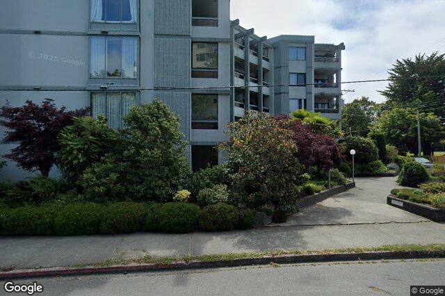 Street view of 203 – 2605 Windsor Rd, Oak Bay