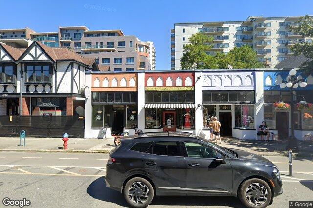 Street view of 1015 Fort St, Victoria