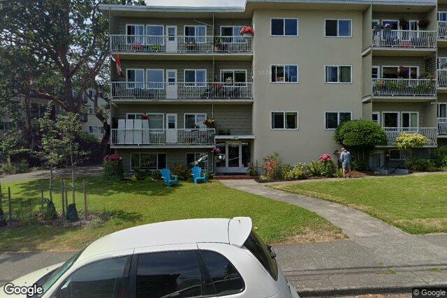 Street view of 102 – 1400 Newport Ave, Oak Bay