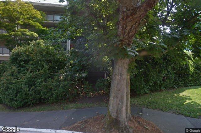 Street view of 414 – 1419 Stadacona Ave, Victoria