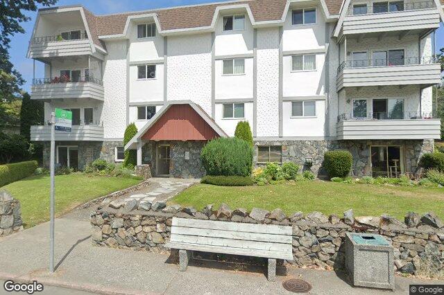 Street view of 302 – 2340 Oak Bay Ave, Oak Bay