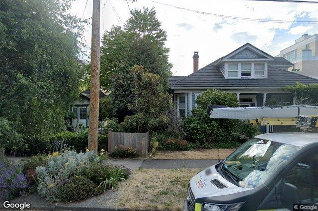 Street view of 1525 Davie St, Victoria