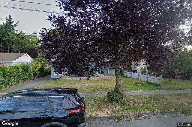 Street view of 1914 Leighton Rd, Victoria