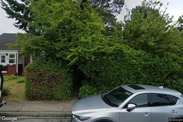 Street view of 213 Mary St, Victoria