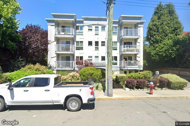 Street view of 206 – 1028 Balmoral Rd, Victoria