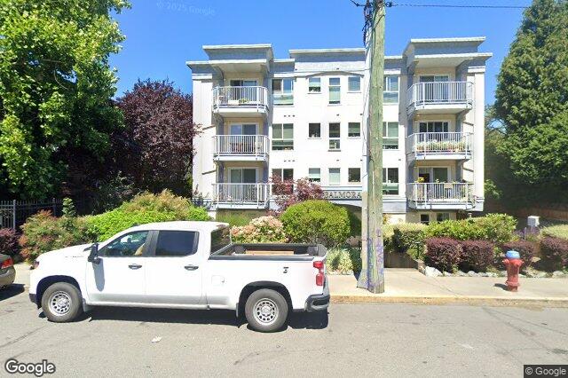 Street view of 102 – 1028 Balmoral Rd, Victoria
