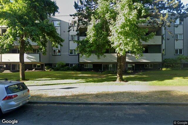 Street view of 111 – 909 Pembroke St, Victoria