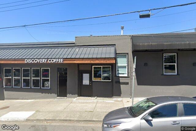 Street view of 656A – 2000 Douglas St, Victoria