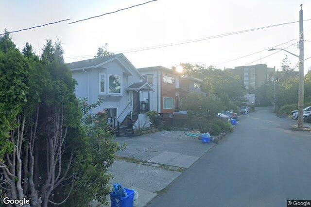 Street view of 1742 Albert Ave, Victoria
