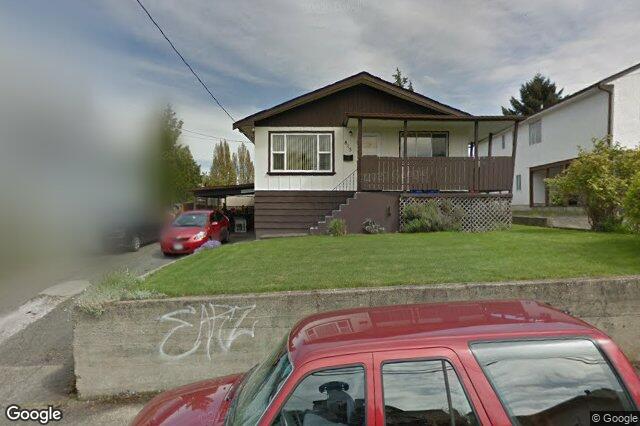 Street view of 815 Hereward Rd, Victoria