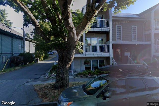 Street view of 201 – 860 Queens Ave, Victoria