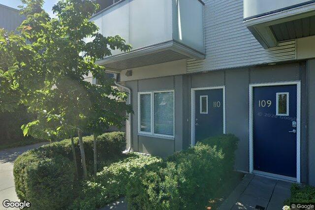 Street view of 402 – 757 Tyee Rd, Victoria