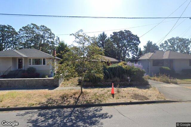 Street view of 2765 Fernwood Rd, Victoria