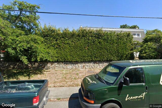 Street view of 926 Market St, Victoria