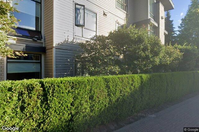 Street view of 306 – 330 Waterfront Cres, Victoria
