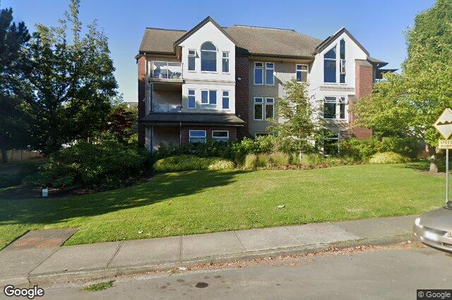 Street view of 206 – 837 Selkirk Ave, Esquimalt