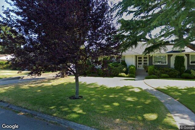 Street view of 2700 Dorset Rd, Oak Bay