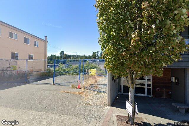 Street view of 201 – 1008 Tillicum Rd, Esquimalt