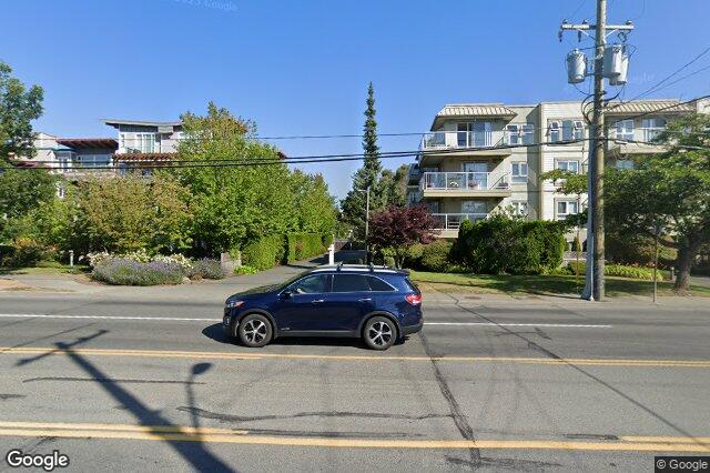 Street view of 402 – 1536 Hillside Ave, Victoria