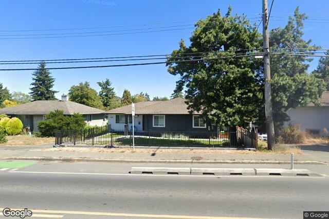Street view of 1021 Tillicum Rd, Esquimalt