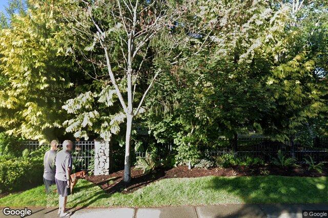 Street view of 306E – 1115 Craigflower Rd, Esquimalt