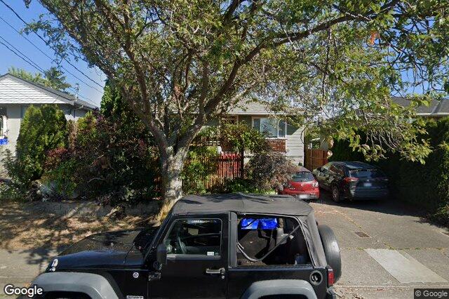 Street view of 1468 Stroud Rd, Victoria