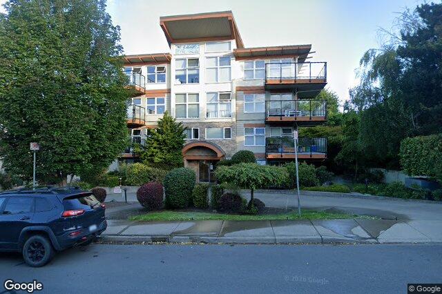 Street view of 502 – 2940 Harriet Rd, Saanich