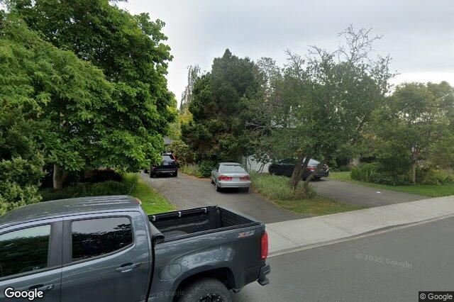 Street view of 3171 Henderson Rd, Oak Bay