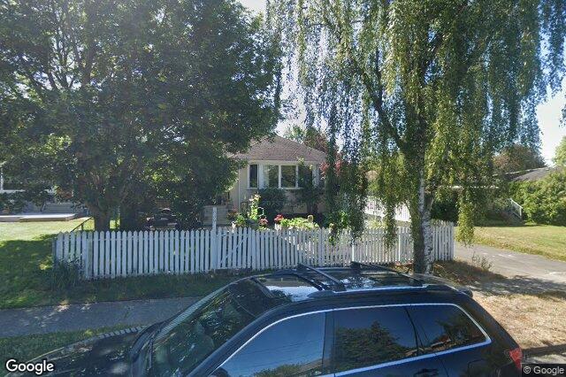 Street view of 839 Villance St, Victoria