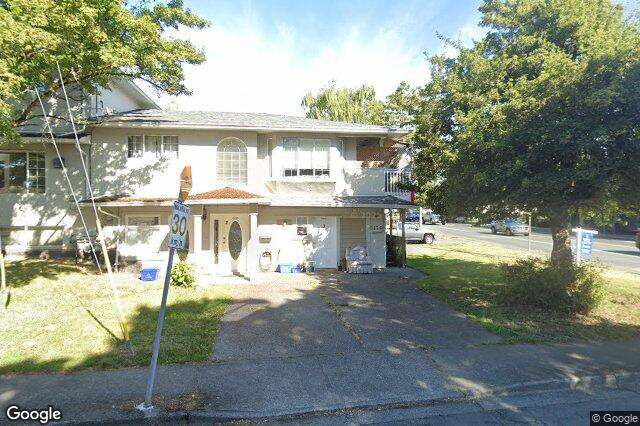 Street view of 3176 Balfour Ave, Victoria