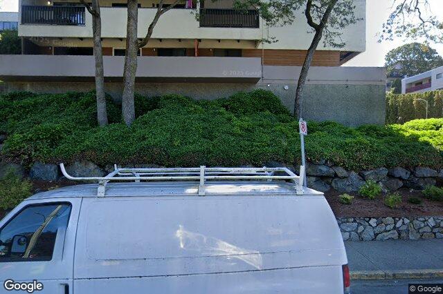Street view of 410 – 3277 Glasgow Ave, Saanich